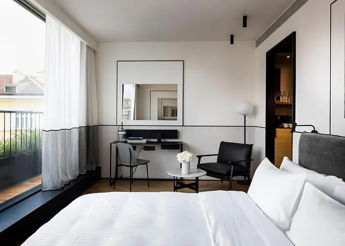 Juno Sofia, A Member Of Design 5*